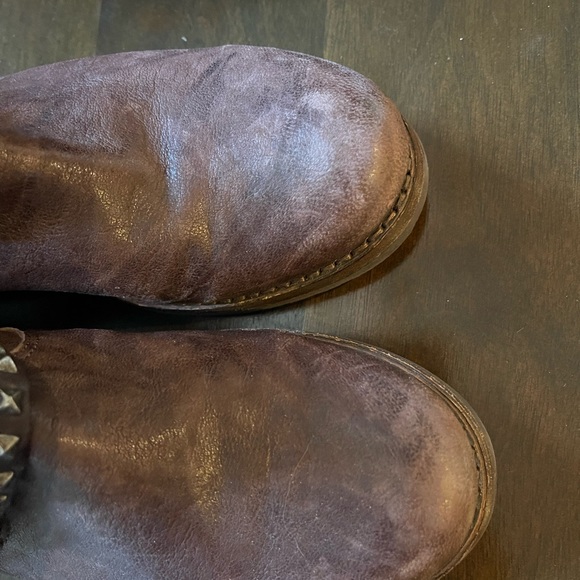 FRYE Distressed boots- SZ6.5 - Picture 4 of 6